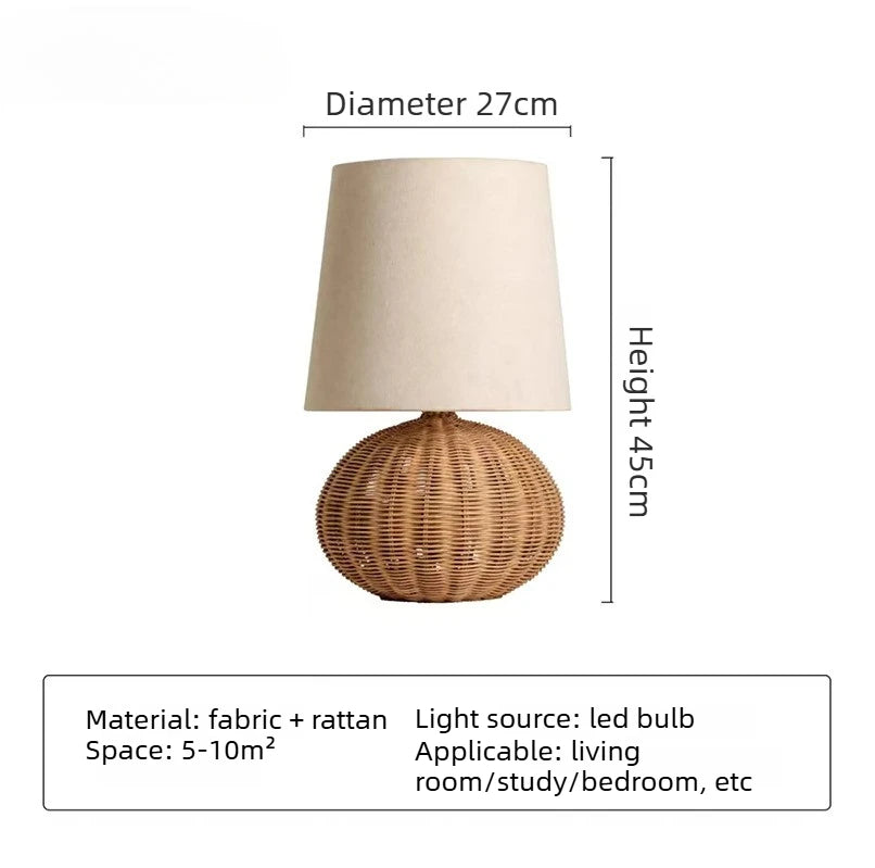Lampadaire en Rotin Tressé — Style Wabi-Sabi