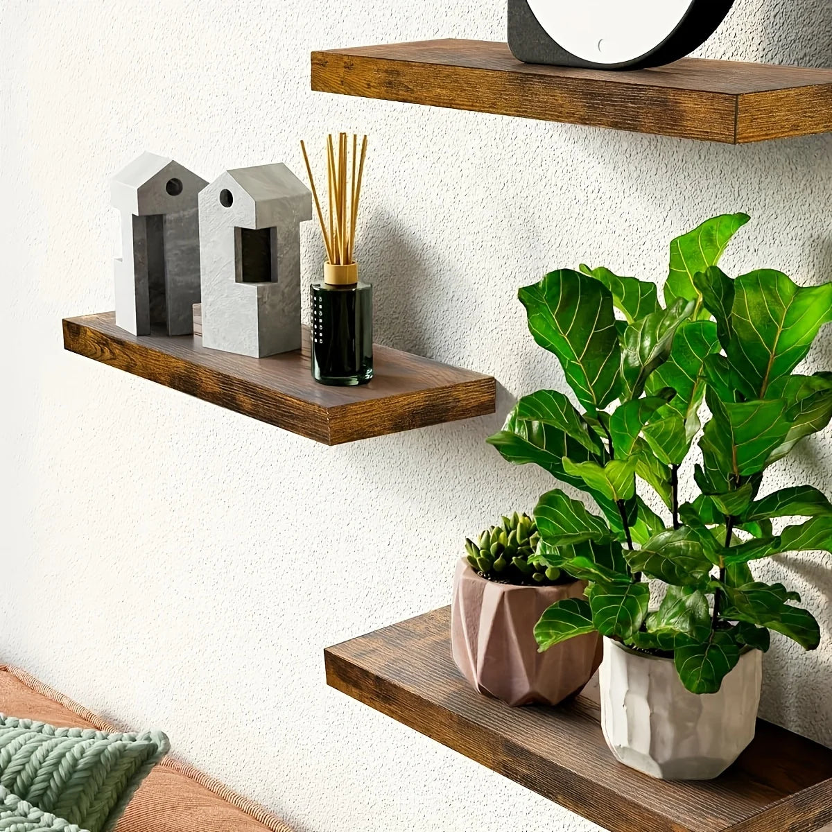 Étagère Murale en Bois Massif — Design Épuré