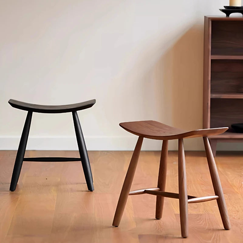 Banc / Tabouret en Bois Massif — Style Wabi-Sabi
